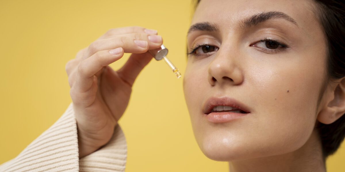 young lady applying Glycolic Acid